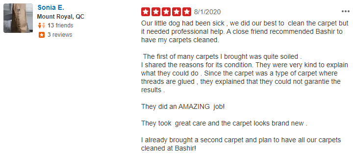 Témoignage cinq étoiles d'une cliente heureuse après avoir reçue un service de nettoyage.